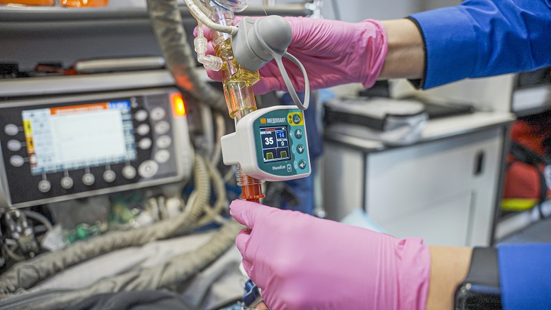 Portable resuscitation CO2 monitor “MiniKap”