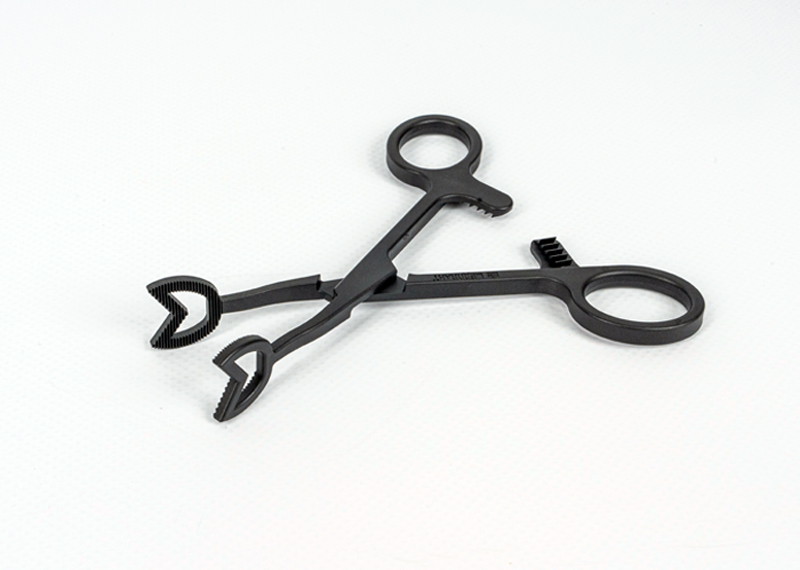 Disposable sterile tongue holder for children