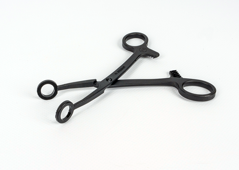 Disposable sterile tongue holder for adults